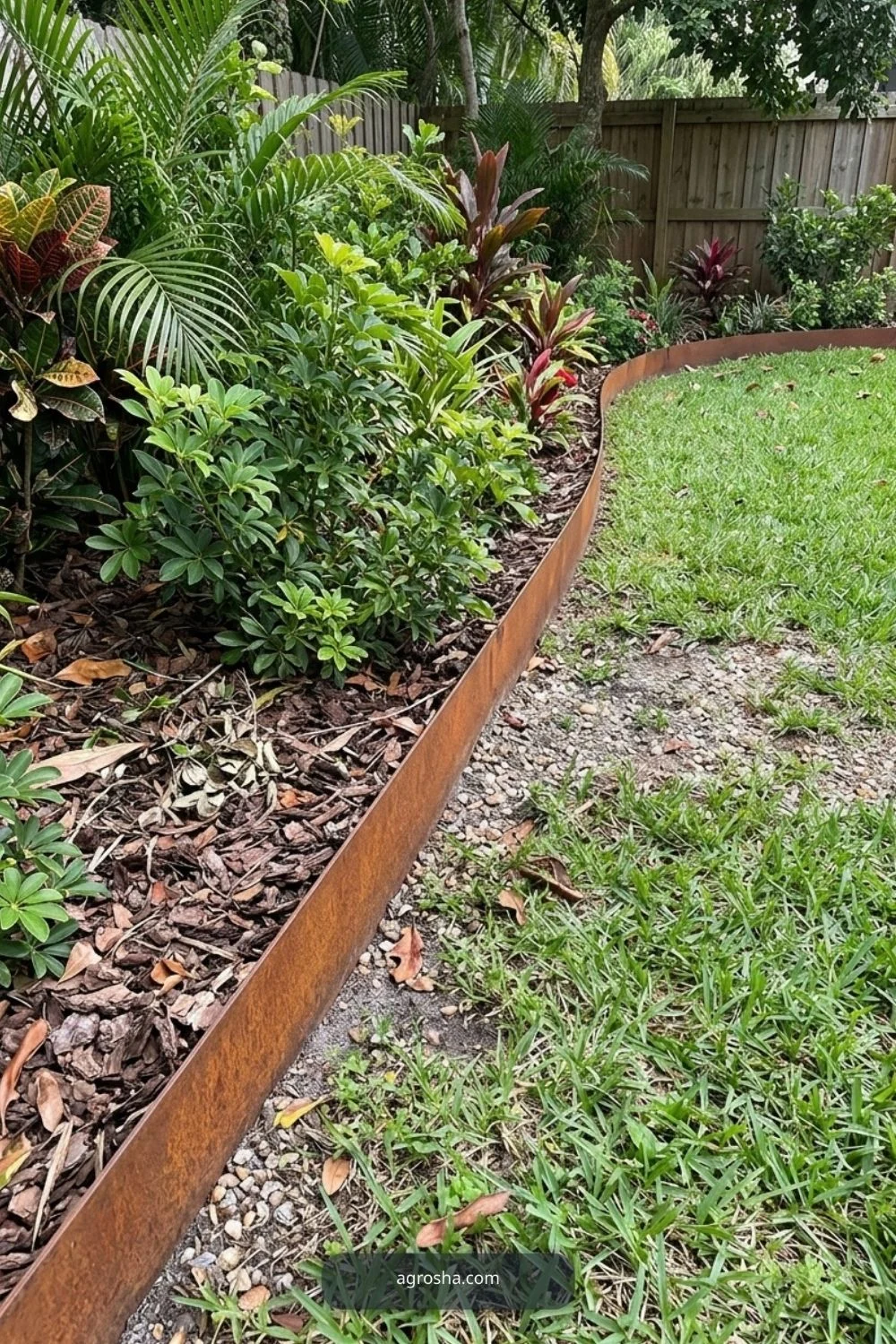 Florida landscape edging example showing weathering-steel edge