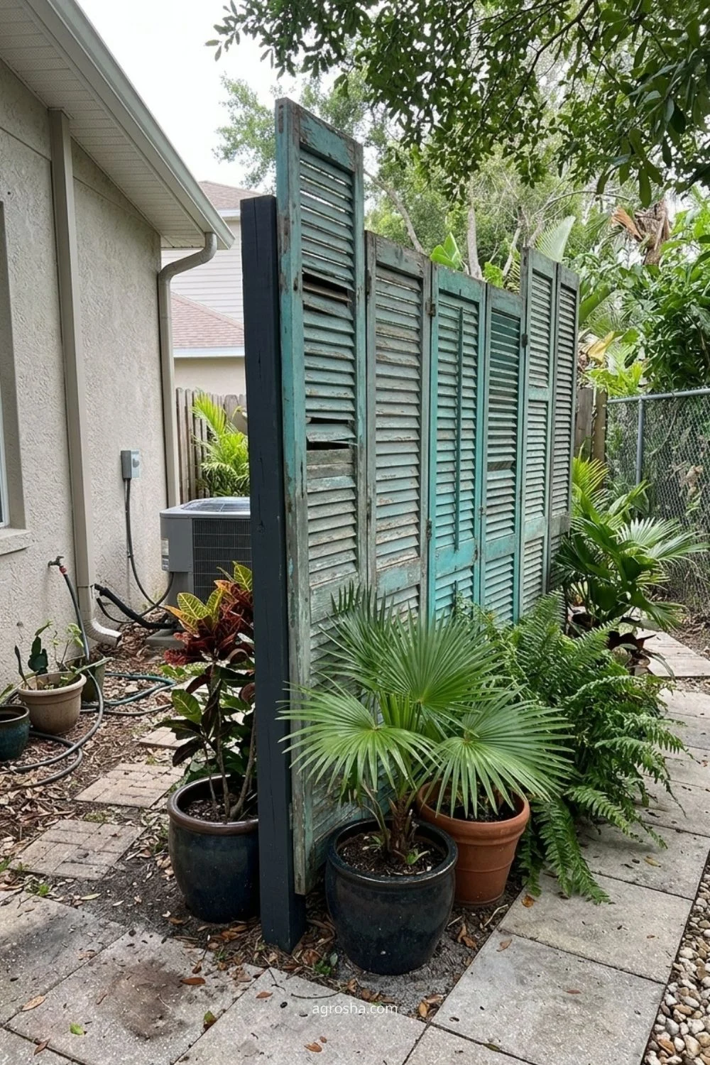 Florida privacy screen example showing reclaimed shutter screen