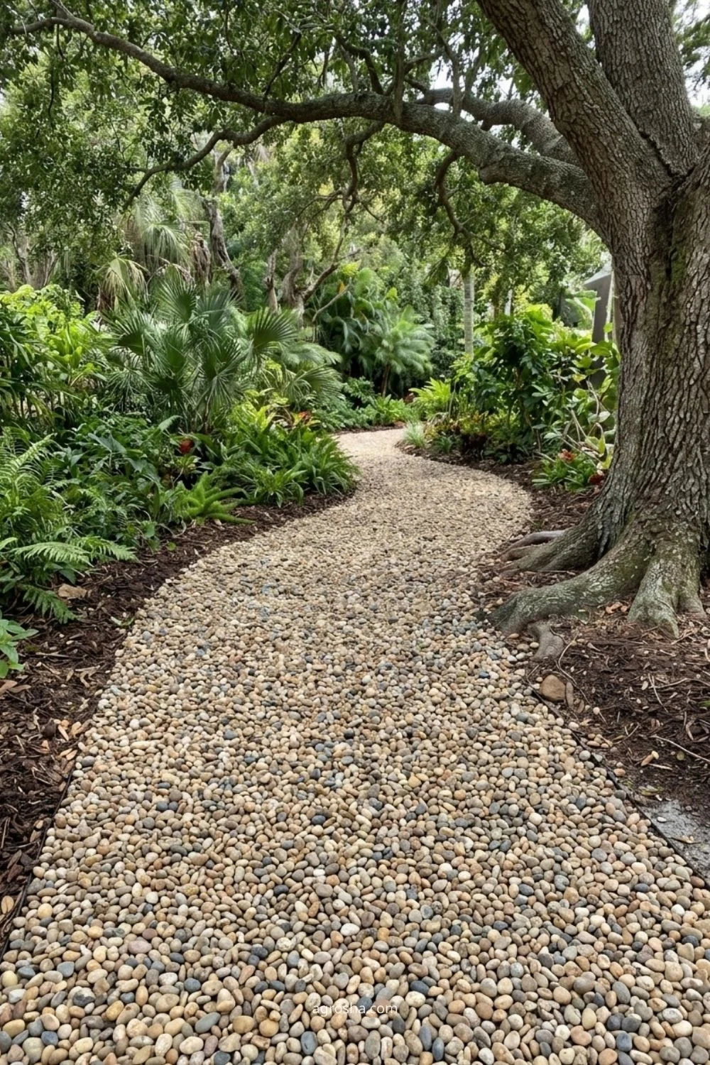 Florida gravel path showing weed-controlled gravel without plastic mess
